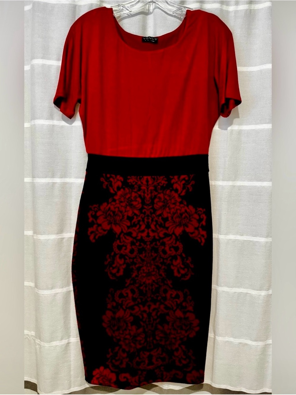 VENUS Colorblock Floral Damask Sheath Bodycon Dress Red Black - Size Small - Picture 2 of 13